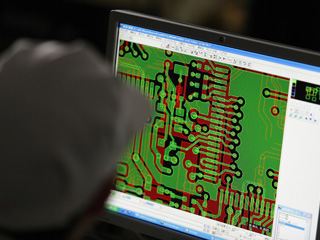 CAD/CAMによる基板設計システム